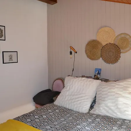 Chez Cathy Chez L'habitante Отель типа 
